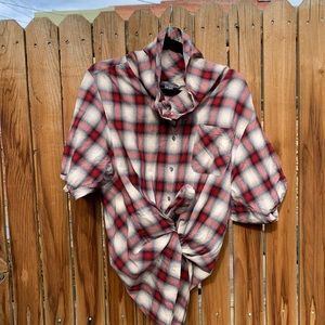 Vince plaid button up top